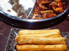 菌香鸳鸯锅-晓宇重庆火锅(赛格国际购物中心店)