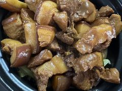 客家焖猪肉-红月湾海鲜饭店•沙滩海景(双月湾店)