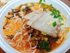 小锅米线-胡麻(静安嘉里店)