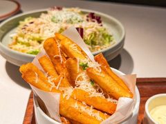 -阿妮叶李(光谷世界城店)