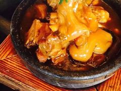 -云海肴·汽锅鸡·云南菜(天山百盛优客店)