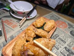 蛋黄焗鸡翅-粤港湾砂锅粥·宵夜(宝龙店)