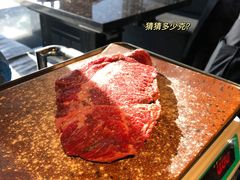 现切肩胛牛排-老乾杯和牛烧肉(王府中环店)