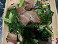 蒜苔老腊肉-青城甲(青城山店)