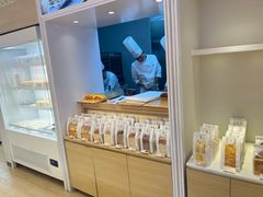 -好利来(靖江路店)