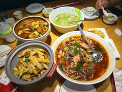 -小三峡食府(西五路店)
