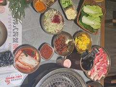 -草家酱蟹炭火烤肉店(珲春南路一店)