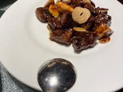 蒜片葱爆牛柳粒-杭州西子湖四季酒店·金沙厅