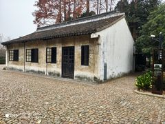 -上海市龙华烈士陵园