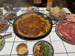 -旧街市鲜货老火锅(大光路店)