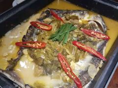 老坛酸菜味清江鱼-半天妖|烤鱼·冒烤鸭(汉中吾悦广场店)