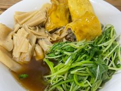 萝卜秧-钟太怪噜(小吃街店)