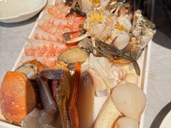 -雍容荟帝王蟹活龙虾展台自助(IFS黑金店)