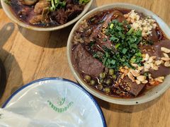 -谢老五跷脚牛肉·非遗传承店