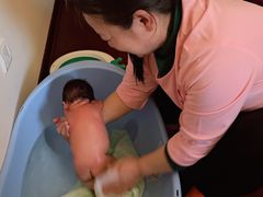 -舒月母婴月嫂育儿嫂(静安店)