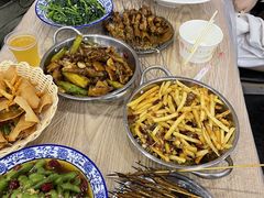 -江城燕子大排档(江汉路步行街店)