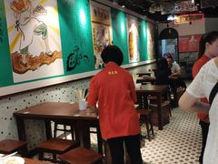 大堂-陈光记烧腊(长寿路店)