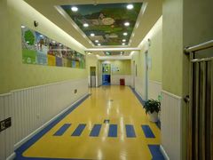 -LILY英语思维馆(玉泉路店)