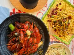 -肥肥虾庄·金牌油焖大虾(杨园滨江时代walk店)