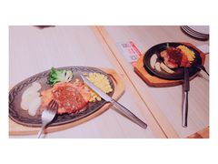 -卢家妈妈·西餐厨房(卜蜂中心店)