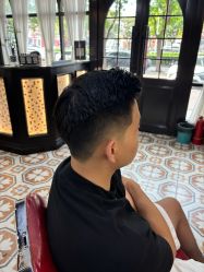 -豪帅男士理容馆