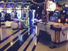 -星悦蓝海欢乐园(石路天虹店)