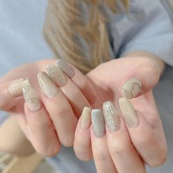 -悦指间美甲美睫