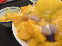 芒果芋圆牛奶绵绵冰-水牛奶皇后糖水铺(深圳总店)
