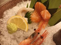 -牛YO寿喜烧·铁板烧和牛火锅自助(市府恒隆店)