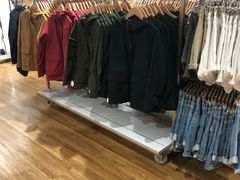 -优衣库(哈尔滨中央大街店)