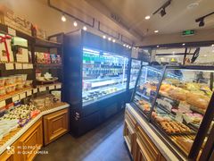 面包甜点陈列柜-多乐之日(和平伊势丹店)