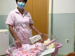 -田螺阿姨自营月嫂·育儿嫂(高新店)