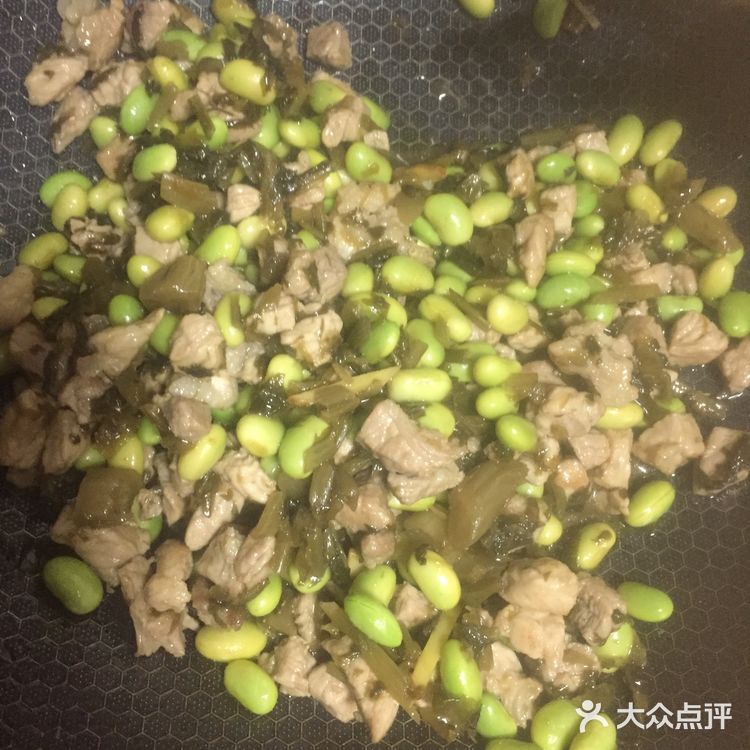 很下饭的一道菜，肉丝咸菜毛豆，肉切丝切丁都可以