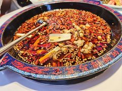 -何师傅美蛙鱼头(汉街店)