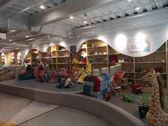 -Ours树朵家亲子餐厅(远策中心店)