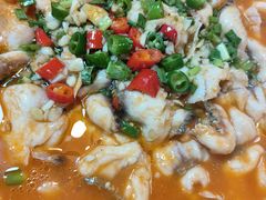 -何哥鲜鱼餐厅(龙湖花园店)