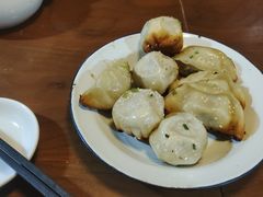 -舒蔡记生煎菜饭(云南中路店)