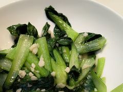 -阿瓦山寨·湘菜现炒·剁椒鱼头王(咸阳总店)
