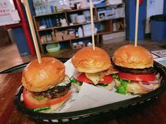 迷你汉堡-Liberty Brewing Co·曼哈顿餐吧