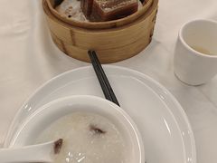 -万山楼海鲜酒家·二十三年老字号
