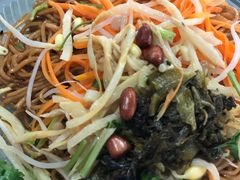 -四川小胡子海鲜(丁村万人海鲜广场店)