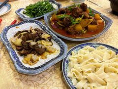 -维吾尔餐厅(宜山路店)