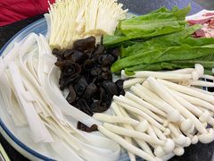 -撒拉人家.酸菜牦牛肉火锅