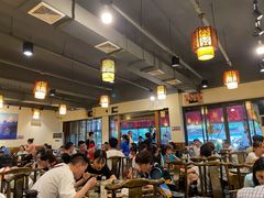 大堂-肖肖酸萝卜鱼火锅(总店)