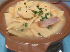 -披云山庄