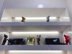 -AYO SALON