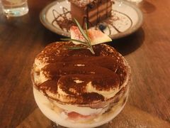 -懒鱼时光馆(沙坪坝店)