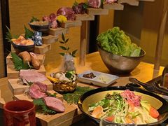 -山川小町·极番烧肉(新地假日广场店)