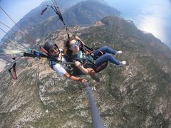 -费特希耶滑翔伞