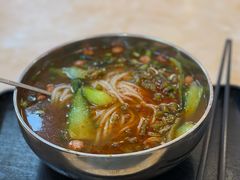 -卓雅桂林米粉